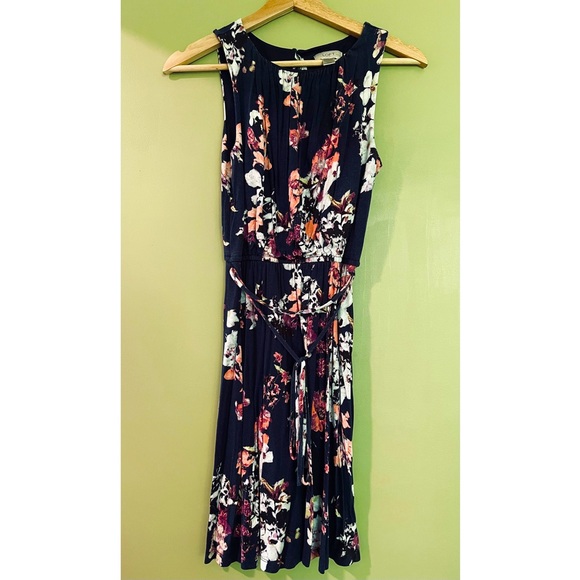 LOFT - Summer Floral Dress - Picture 2 of 3